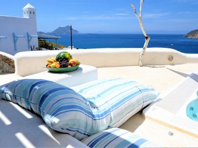Απέραντο Γαλάζιο - More than a guest house