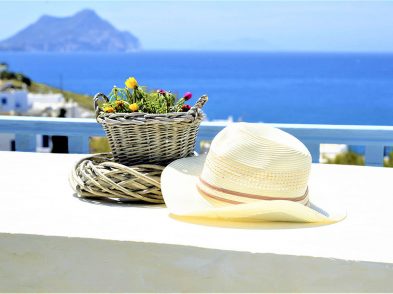 Απέραντο Γαλάζιο - More than a guest house