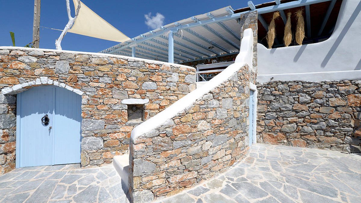 Απέραντο Γαλάζιο - More than a guest house