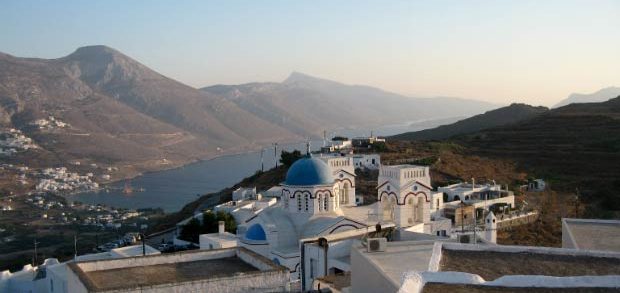 Τα Μονοπάτια της Αμοργού