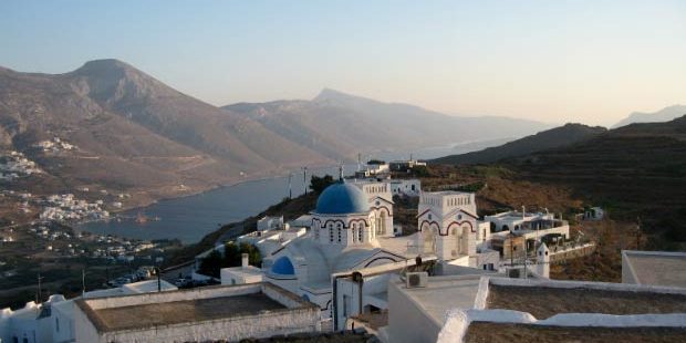 Τα Μονοπάτια της Αμοργού